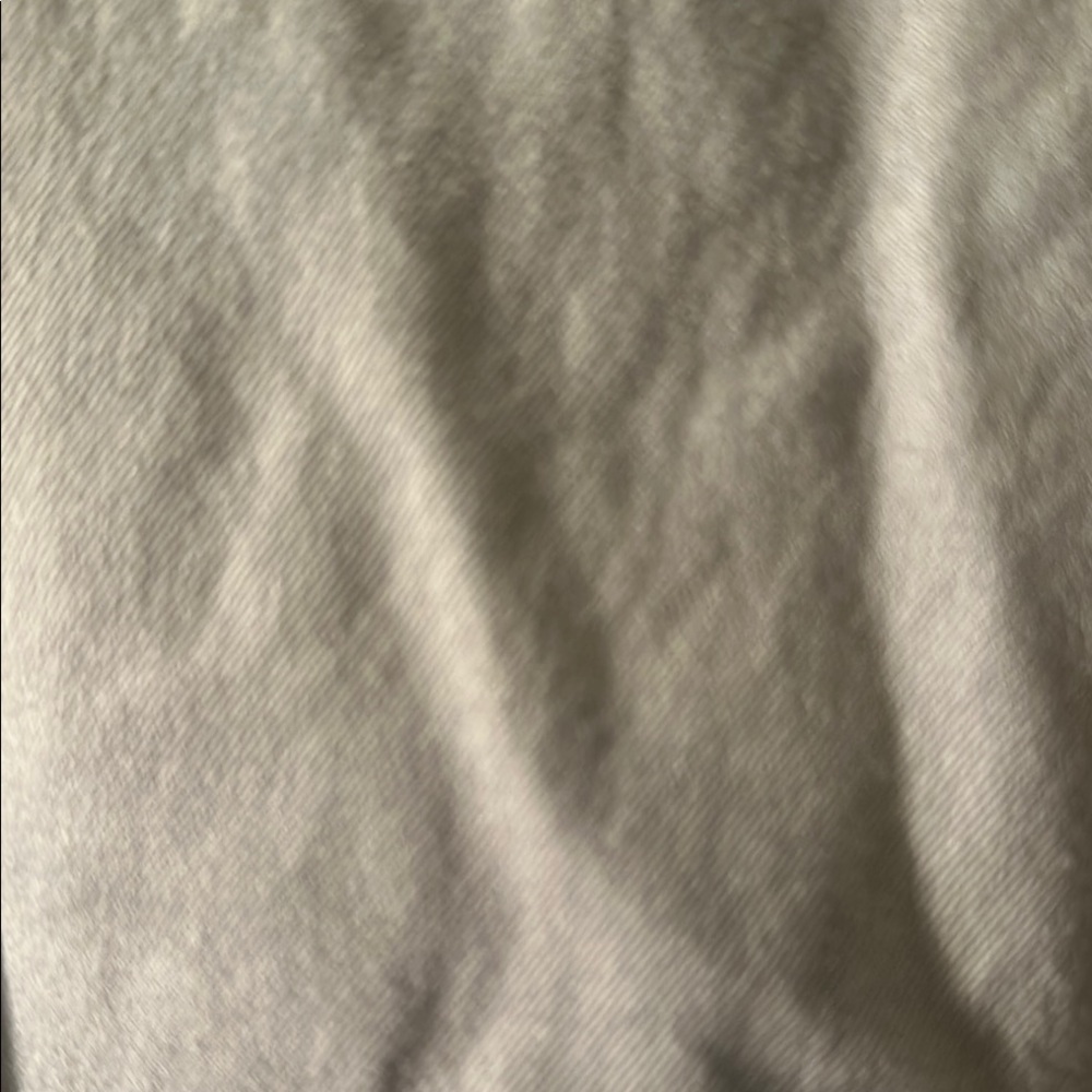 NWOT Classic Gray Women's Shorts - Picture 4 of 6